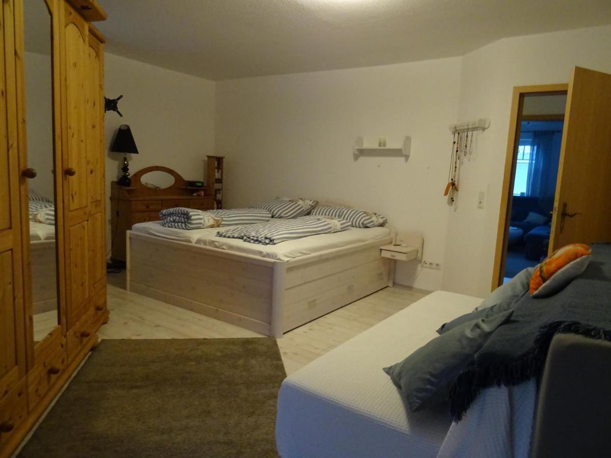 Nord-Ostsee-Nest - Fewo Mit Sonnenterrasse Und Wallbox タープ エクステリア 写真